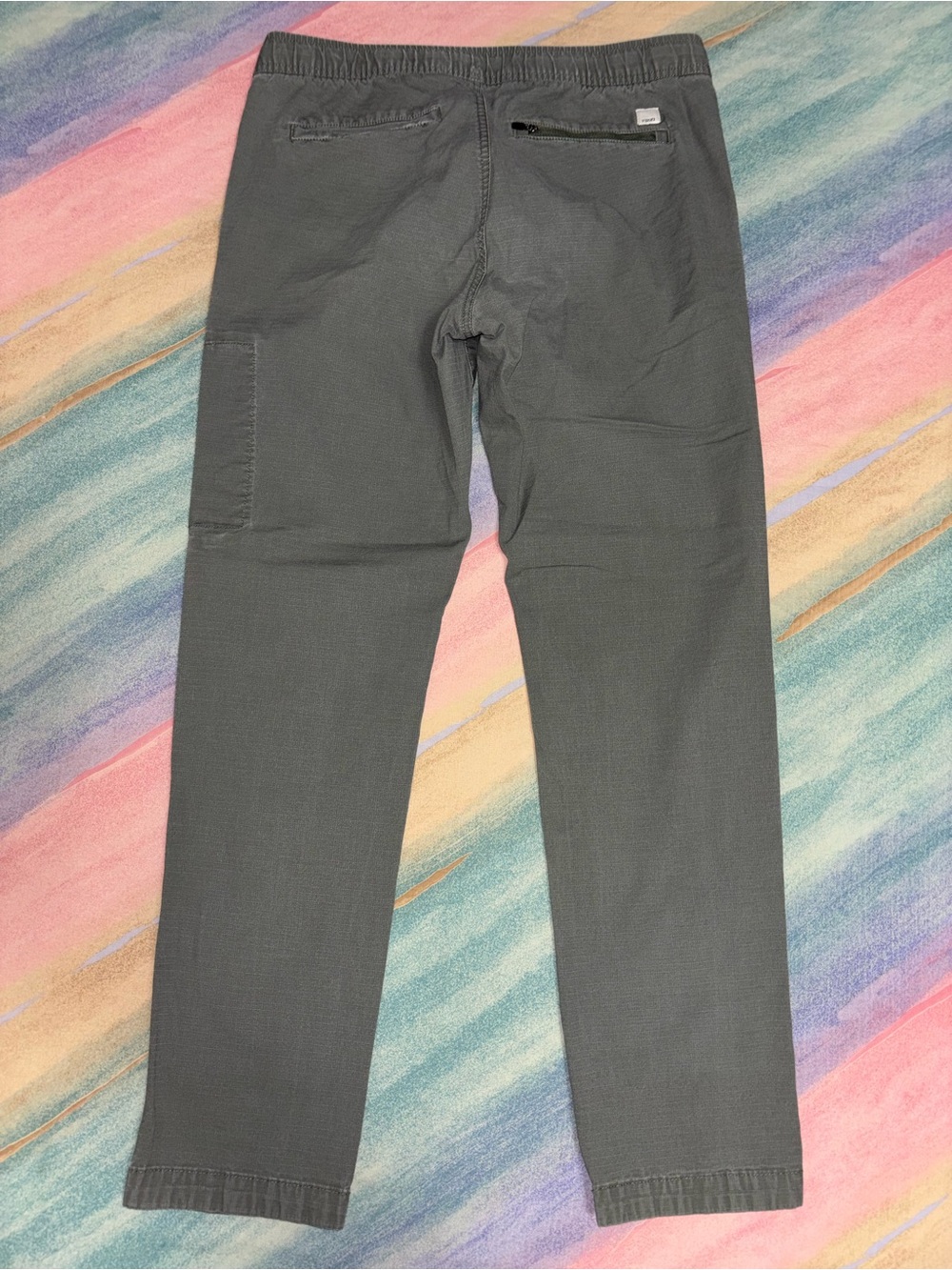 Vuori Ripstop Pants Women’s size M DuraTerra Army Green MId-Rise Hiking Outdoor - Picture 4 of 8